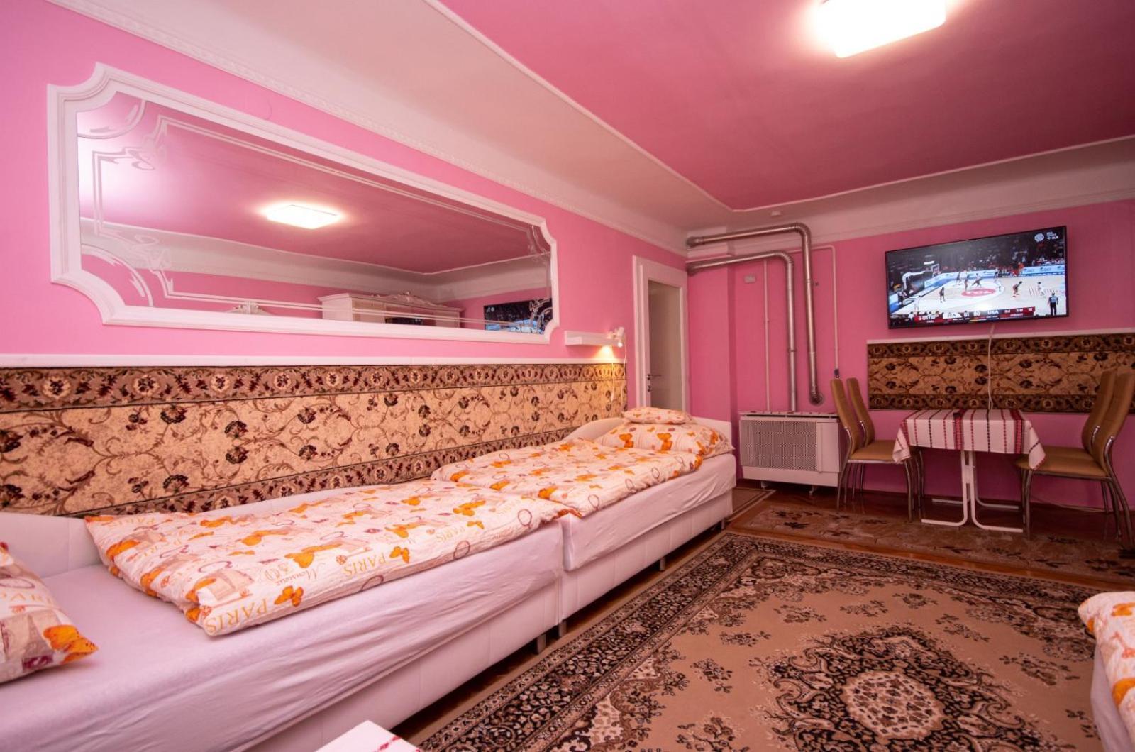 Amália Apartman Gyula Esterno foto