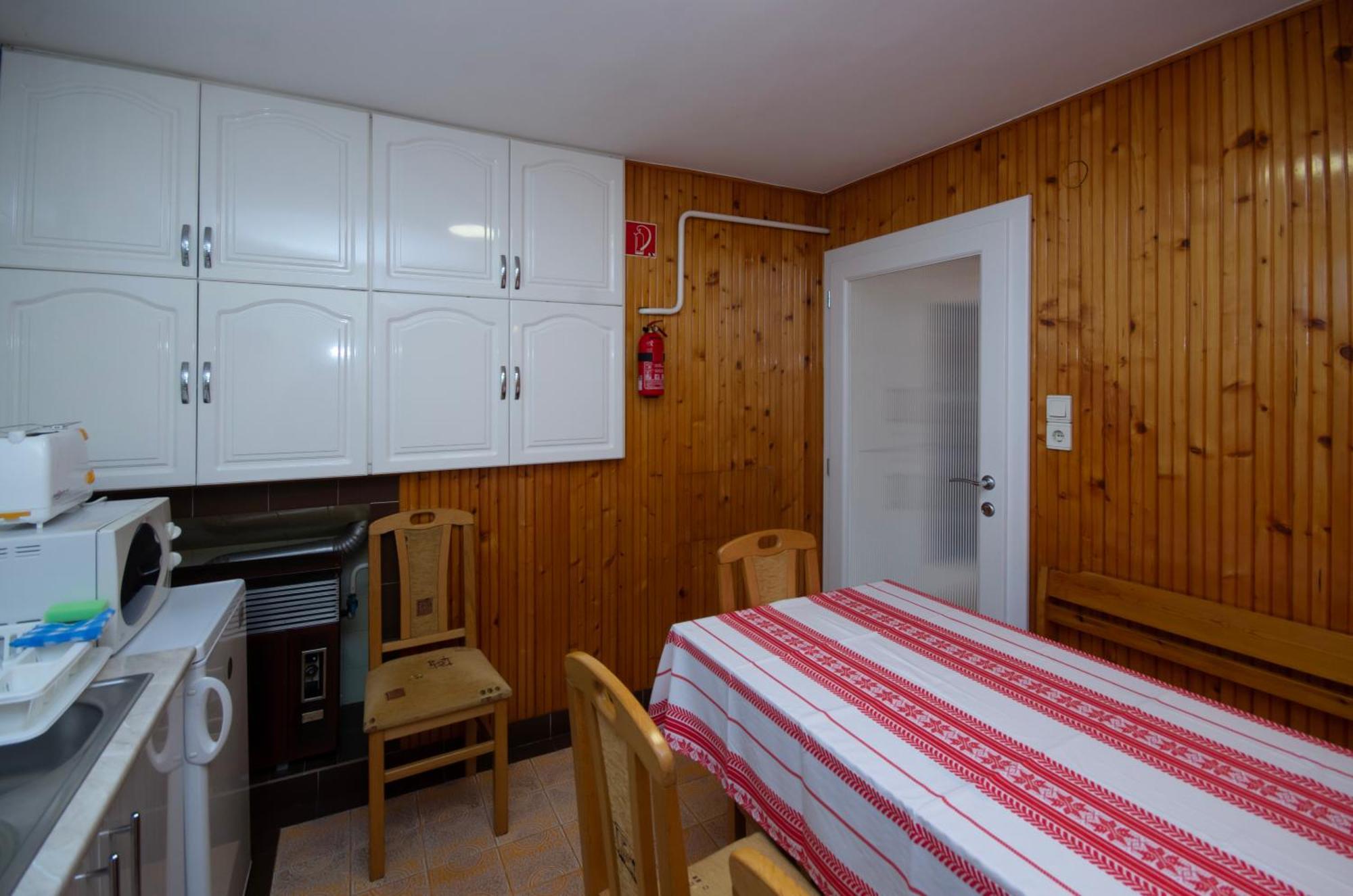 Amália Apartman Gyula Esterno foto